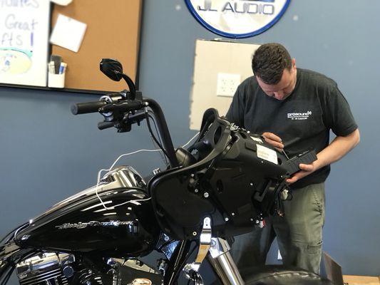 Tuning an amp for this Harley road glide!