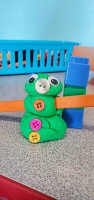 We created playdoh creatures, then measured them using cube blocks.