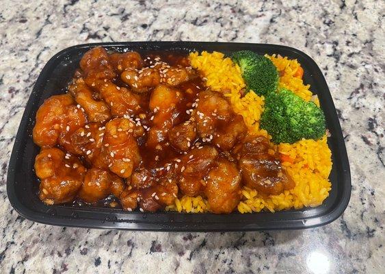 Sesame Chicken Combination Platter