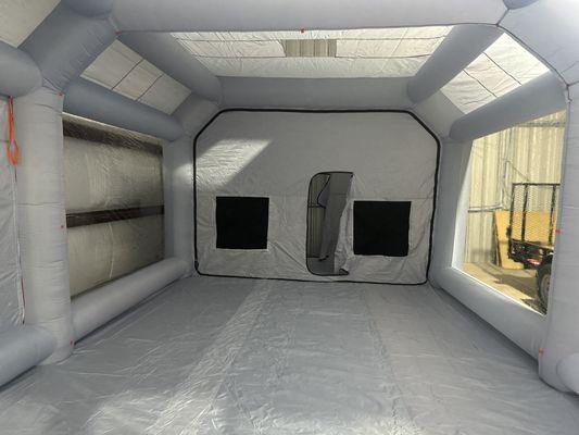 Bedliner booth