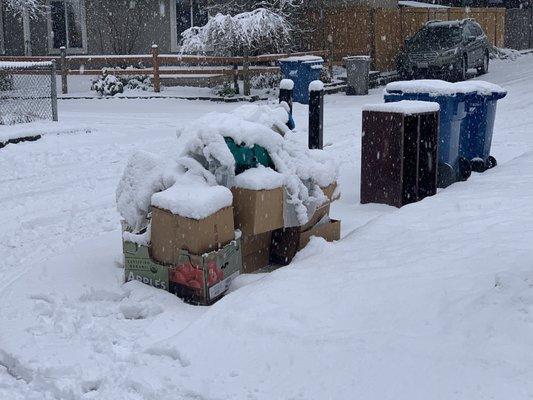 Trash stockpiled on the corner of 266th street for a week already! Has Agynbyte contacted the homeowner?