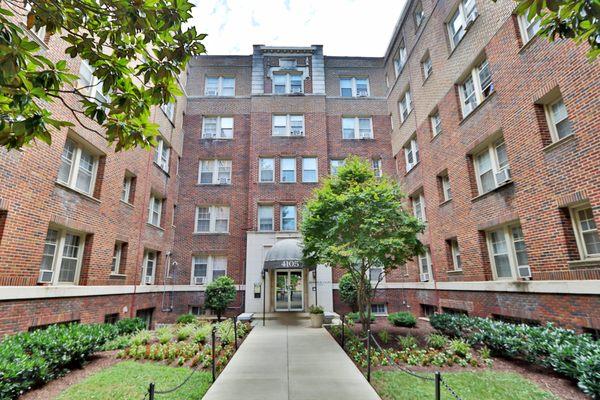 4105 Wisconsin Ave NW, Devonshire Court South