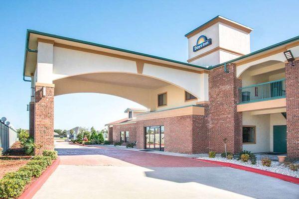 Welcome to the Days Inn Baytown East