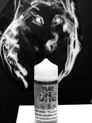 WILD WOLF WITH THE ONE MARHMALLOW MILK VAPE JUICE