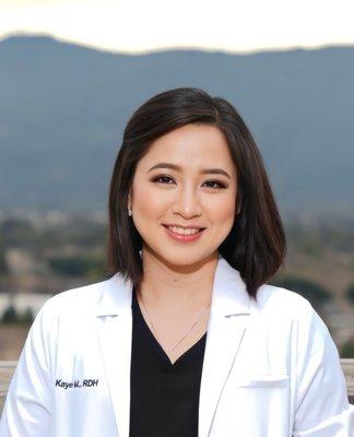 Meet Jasmine, our skilled hygienist. Passionate about oral health, she educates patients on preventive care for a healthier smile.