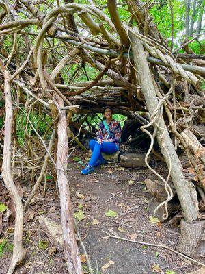 Structure made with natural materials