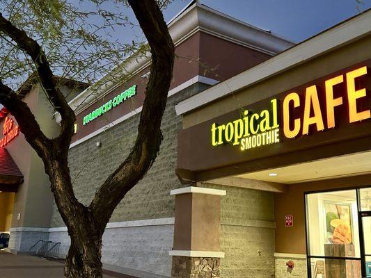 Tropical Smoothie Cafe