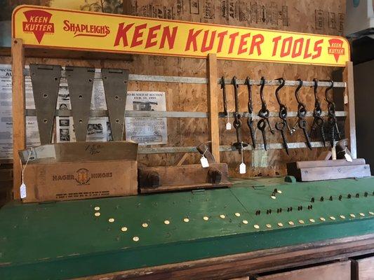 Tool display