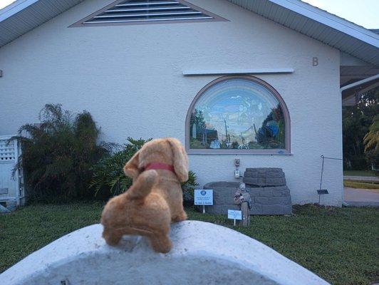 Heavenly Paws Chapel.