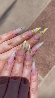 Simple nail design