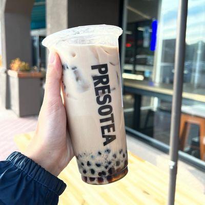 wintermelon hojicha milk tea with boba