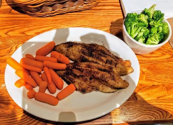 Cajun Catfish with Broccoli and Carrots at Cracker Barrel Belleville