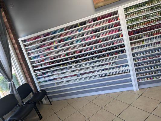 L A  Nails Spa