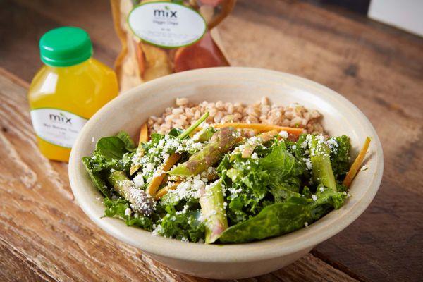 Seasonal Pesto sautéed bowl.