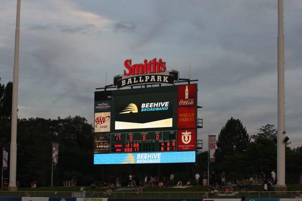 Beehive Broadband Sponsor Night at Smith's Stadium.