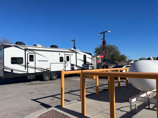 RV fueling drive-thru