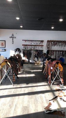 Tack & Treasures Consignment Saddles and Tack