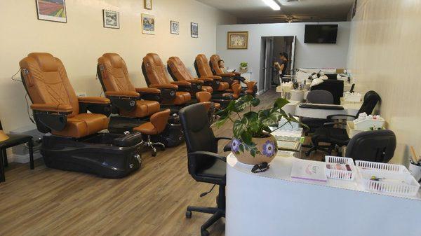 We are under New Management.  Come see the difference and enjoy our deluxe Pedicure