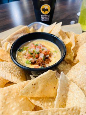 Hatch Queso with chili