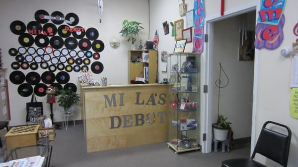 Mi La's Debut  school of music