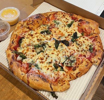 Spinach Deluxe Pizza