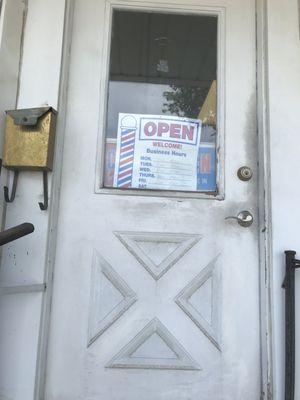 Bailey's Barber Shop