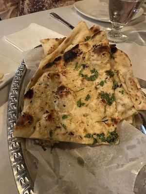 Yum garlic naan