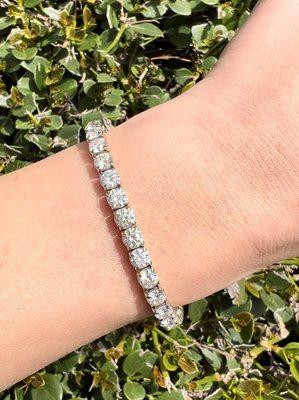 Diamond tennis bracelet. We buy all fine jewelry.