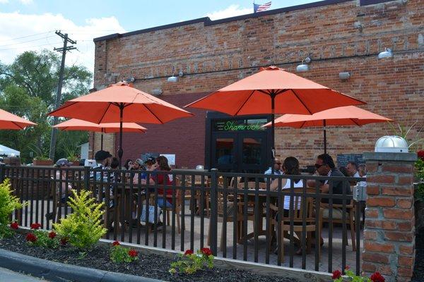 Fresh new patio waiting for your visit.