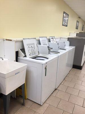 Island Wash Laundromat