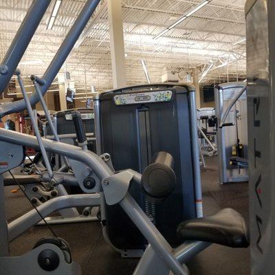 Gold's Gym San Antonio Legacy Trails