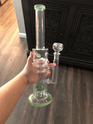 Cheap glass bong. NOT AMERICAN GLASS