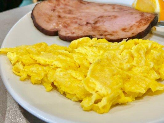 Black Forest ham & scrambled egg