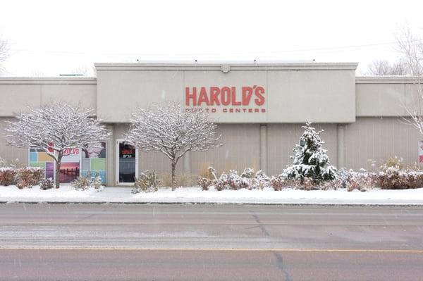 The front of Harold's Photo Experts from the south side of 41st Street in Sioux Falls.