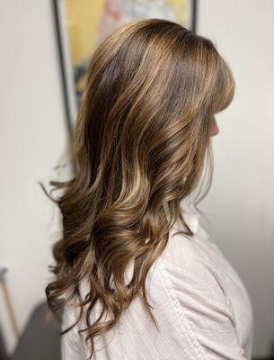 Base Color, Foiled Lights, Haircut and blowdry.