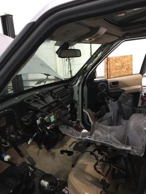 Replacing a heater core on LR3