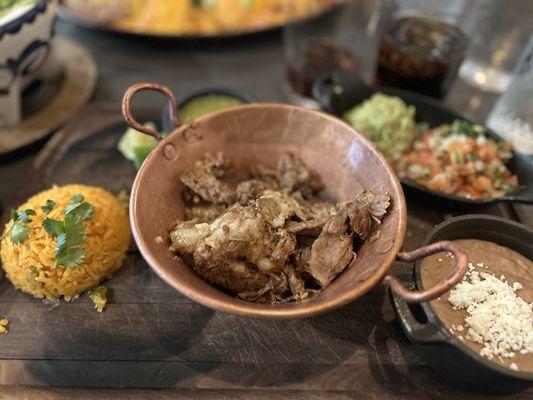 Carnitas plate