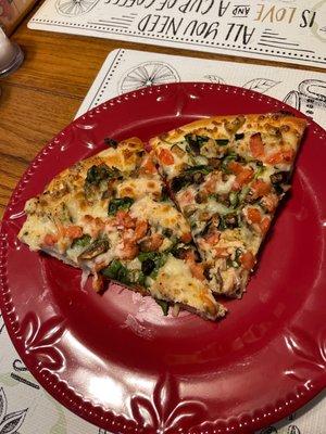 Spinach Garlic Chicken Pizza