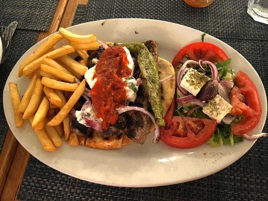 Monastiraki platter with red pepper and tzatziki