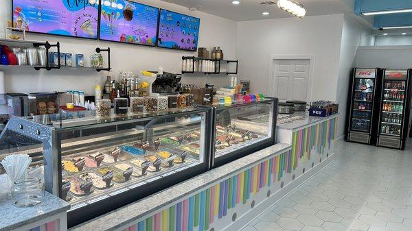 Look no further than La Cremeria at Baytowne Wharf! Our newly-renovated ice cream shop offers a wide variety of gelato and ice cream flavors