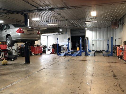 East Automotive & Fleet offers the latest in diagnostic and repair technology.