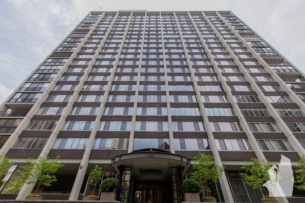 1 E Schiller Ave, #3A For Sale