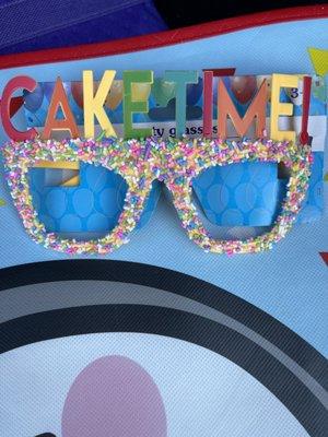 Who could resist these cute glasses?  So fun!