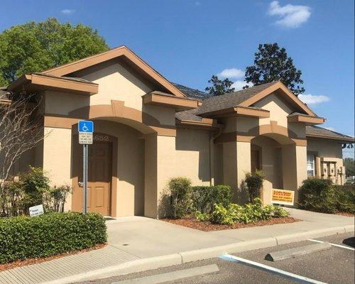 Office strip exterior repaint - Tampa