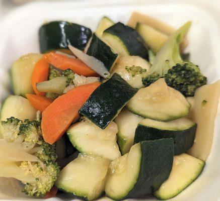 You can replace mac salad with vegetables or order on side. Zucchini, carrots, bamboo shoots, and broccoli