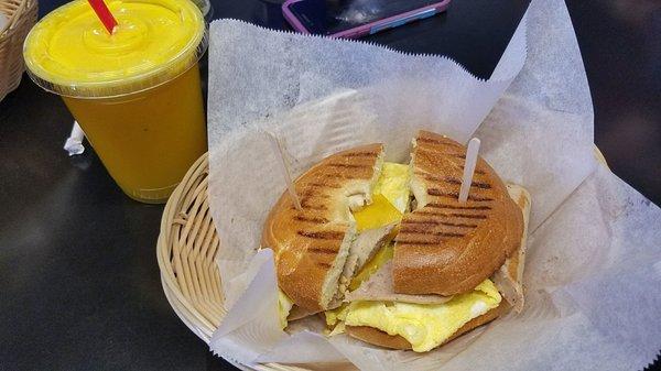 bagel and orange juice