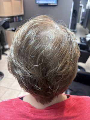 Easy maintenance haircut on fine hair!