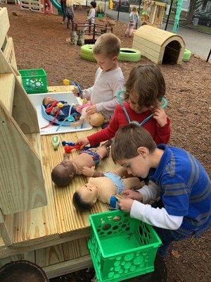 These patients are in good hands with these future doctors!