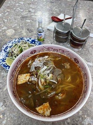 Large Bun bo Hue