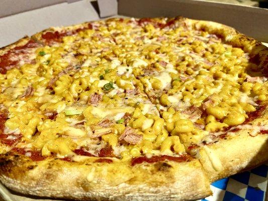 Bac'n Mac Pizza
 16"